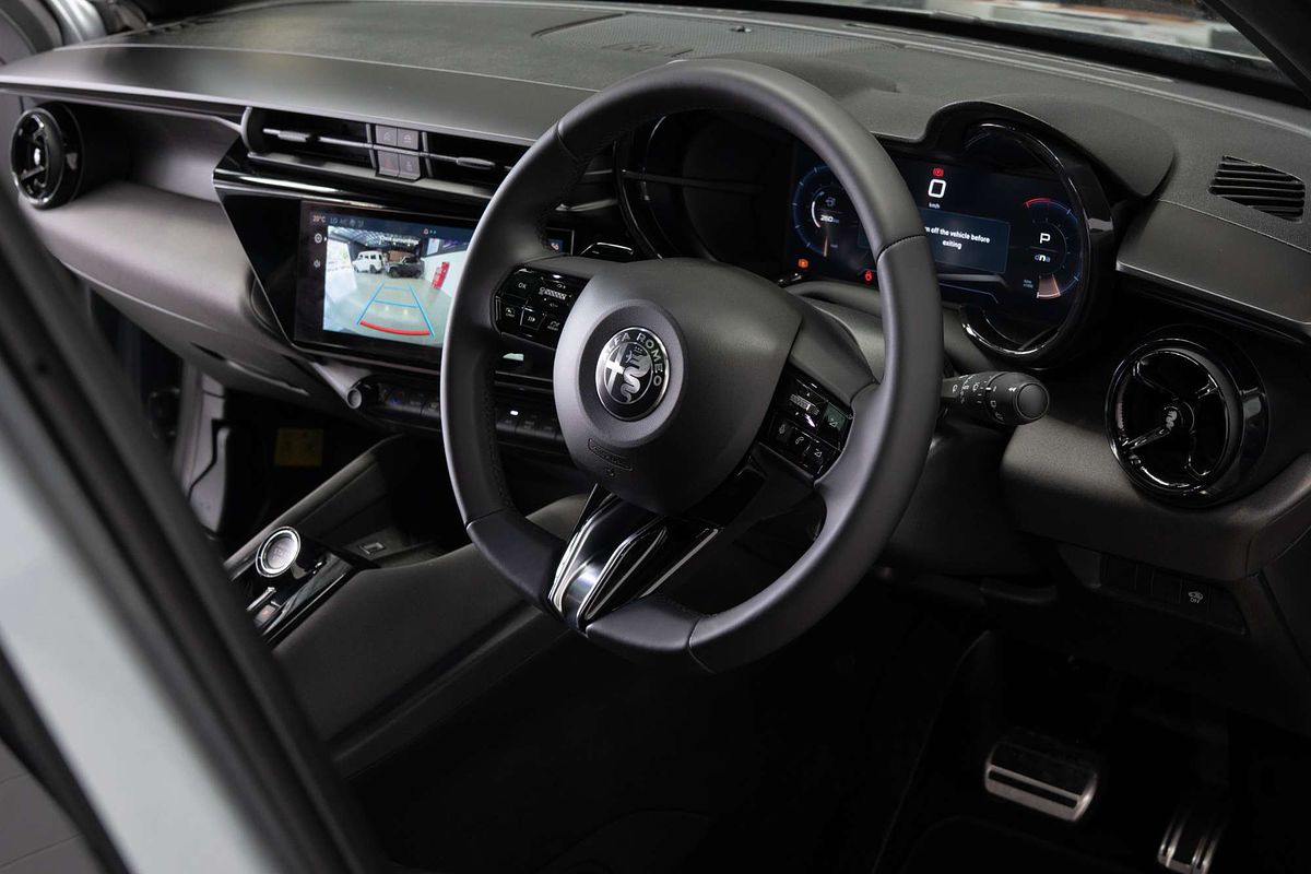 2025 Alfa Romeo JUNIOR 83-626-E23-0