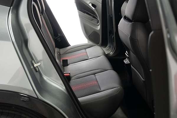 2025 Alfa Romeo JUNIOR 83-626-E23-0