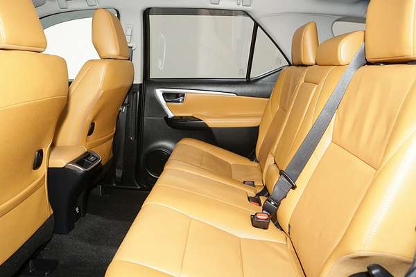 2023 Toyota Fortuner Crusade GUN156R