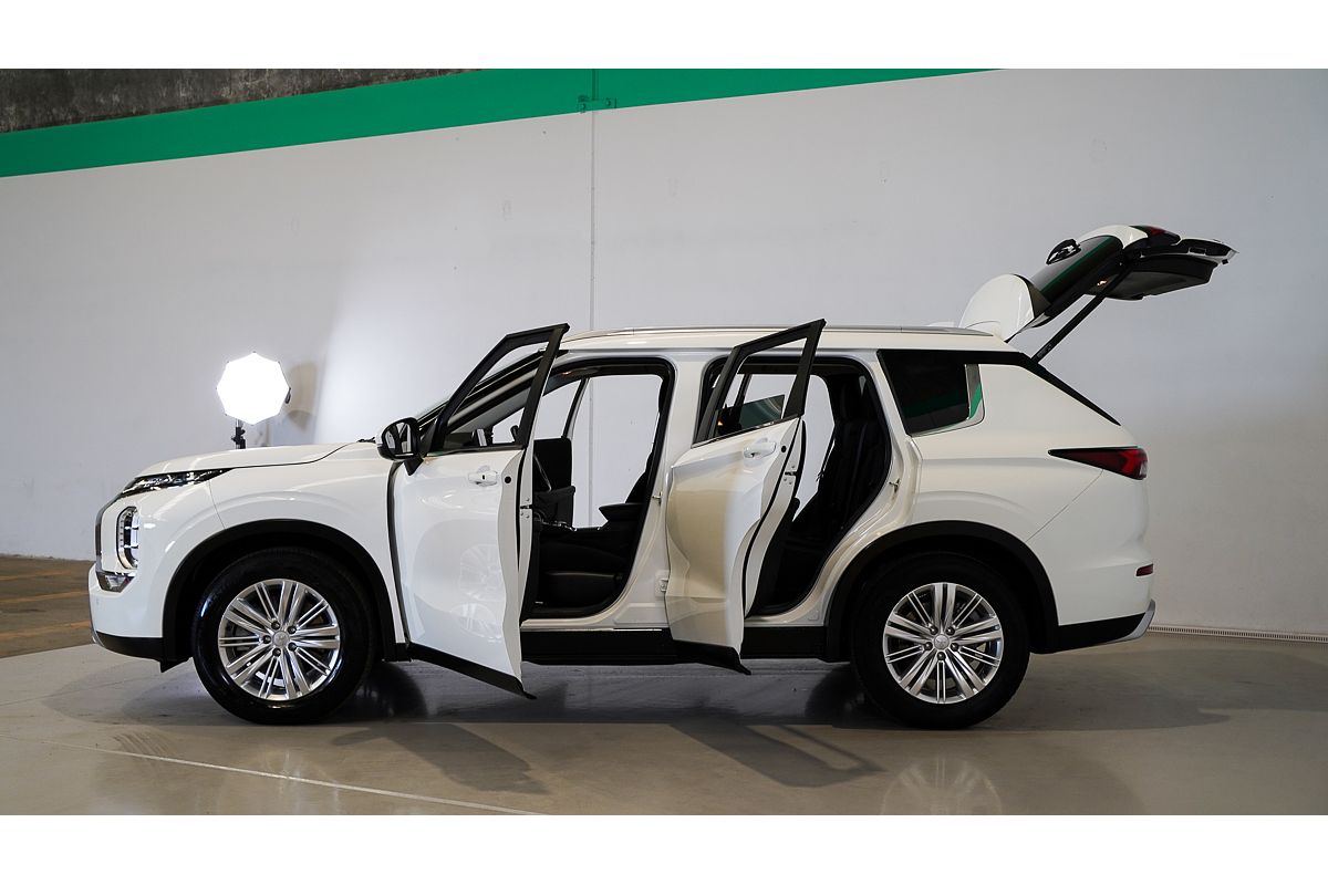 2021 Mitsubishi Outlander LS ZM
