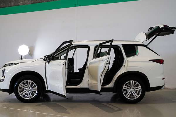 2021 Mitsubishi Outlander LS ZM