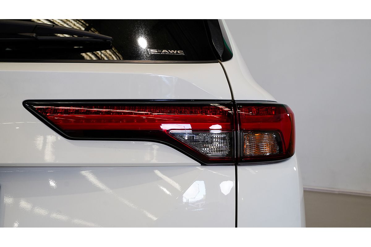 2021 Mitsubishi Outlander LS ZM