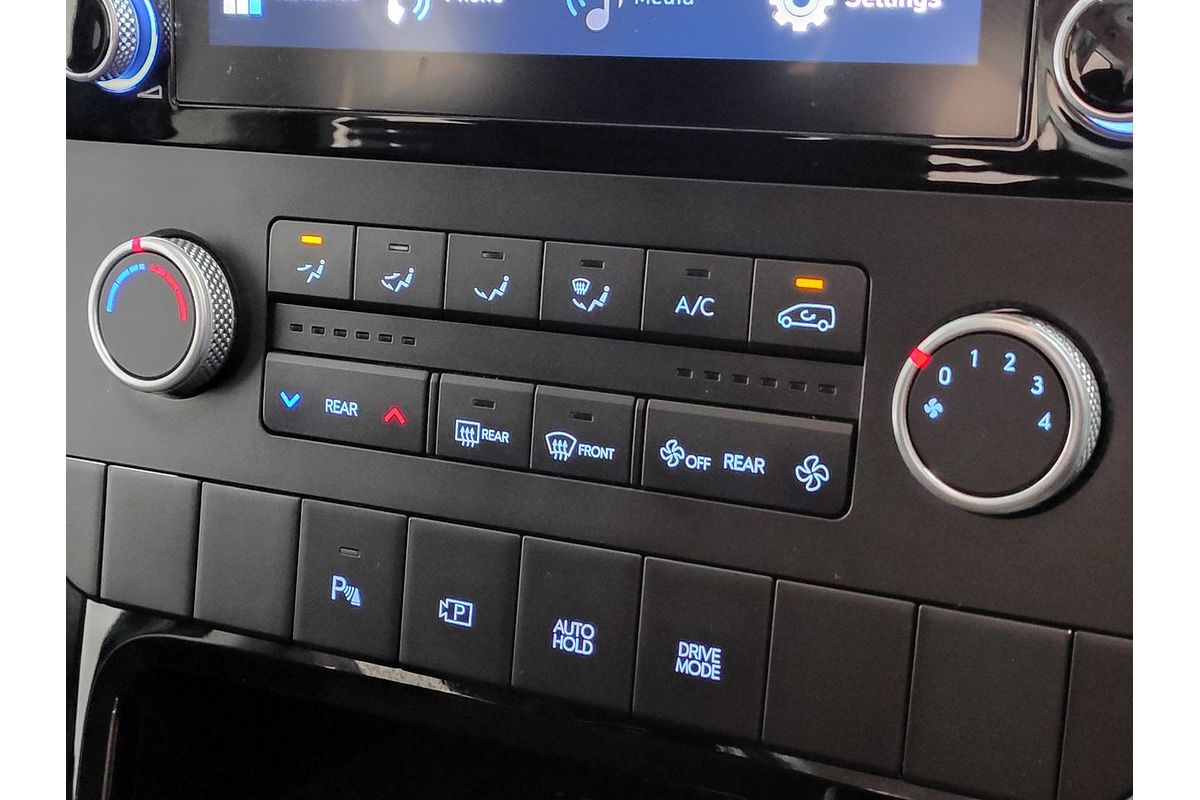 2022 Hyundai STARIA US4.V1