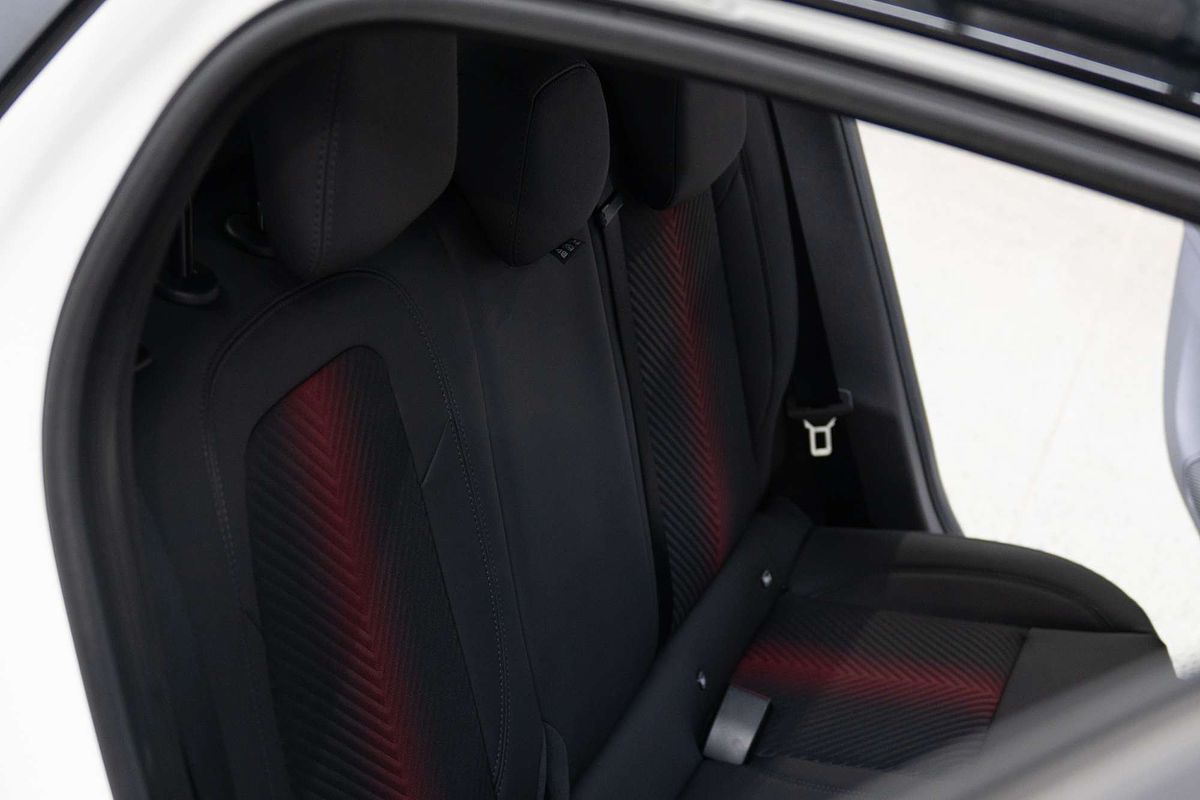 2024 Alfa Romeo JUNIOR 83-626-E23-0