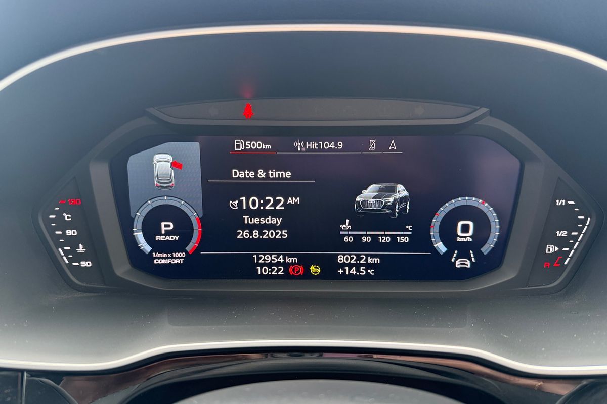 2024 Audi Q3 35 TFSI S line edition F3