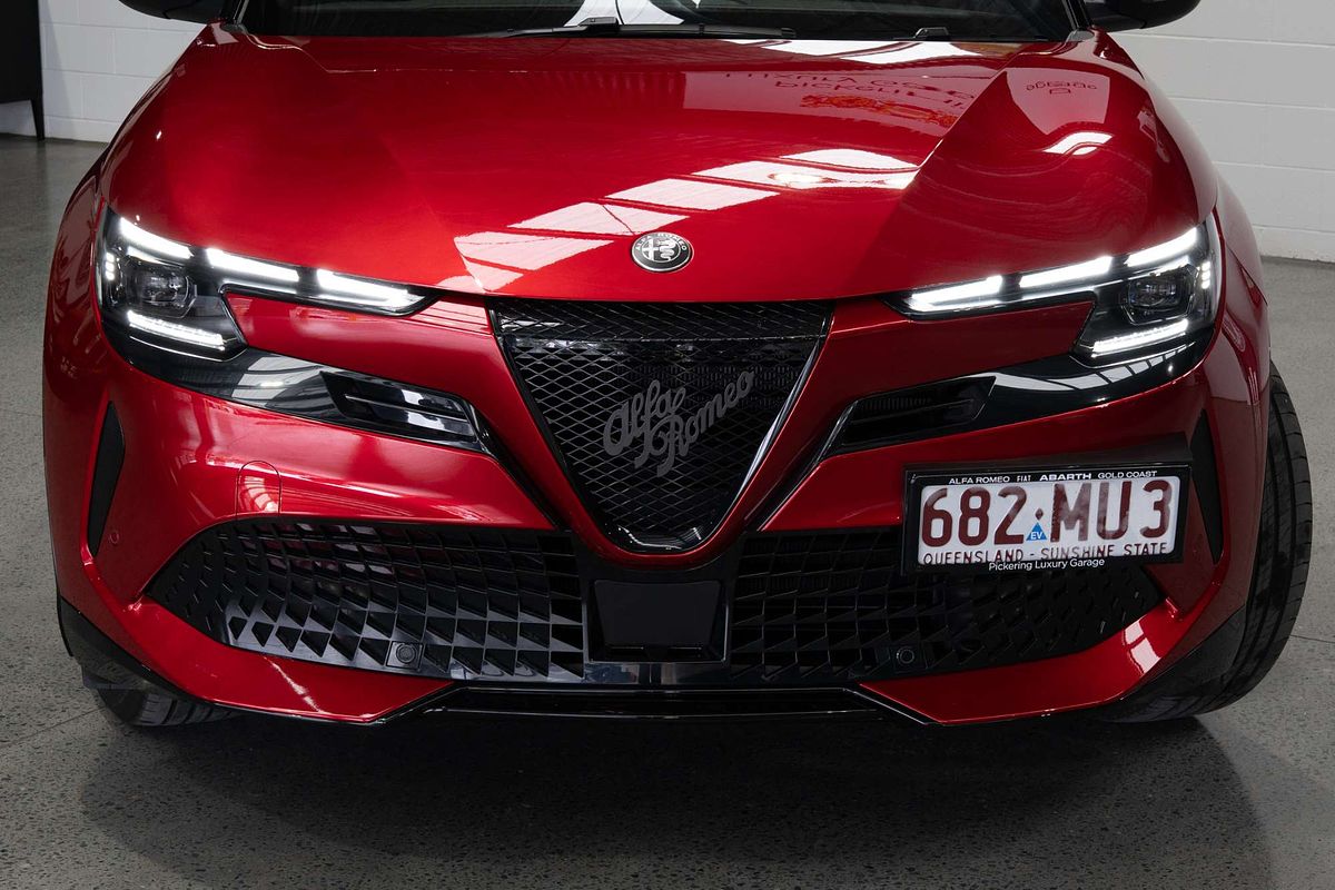 2025 Alfa Romeo JUNIOR 83-627-E2E-0