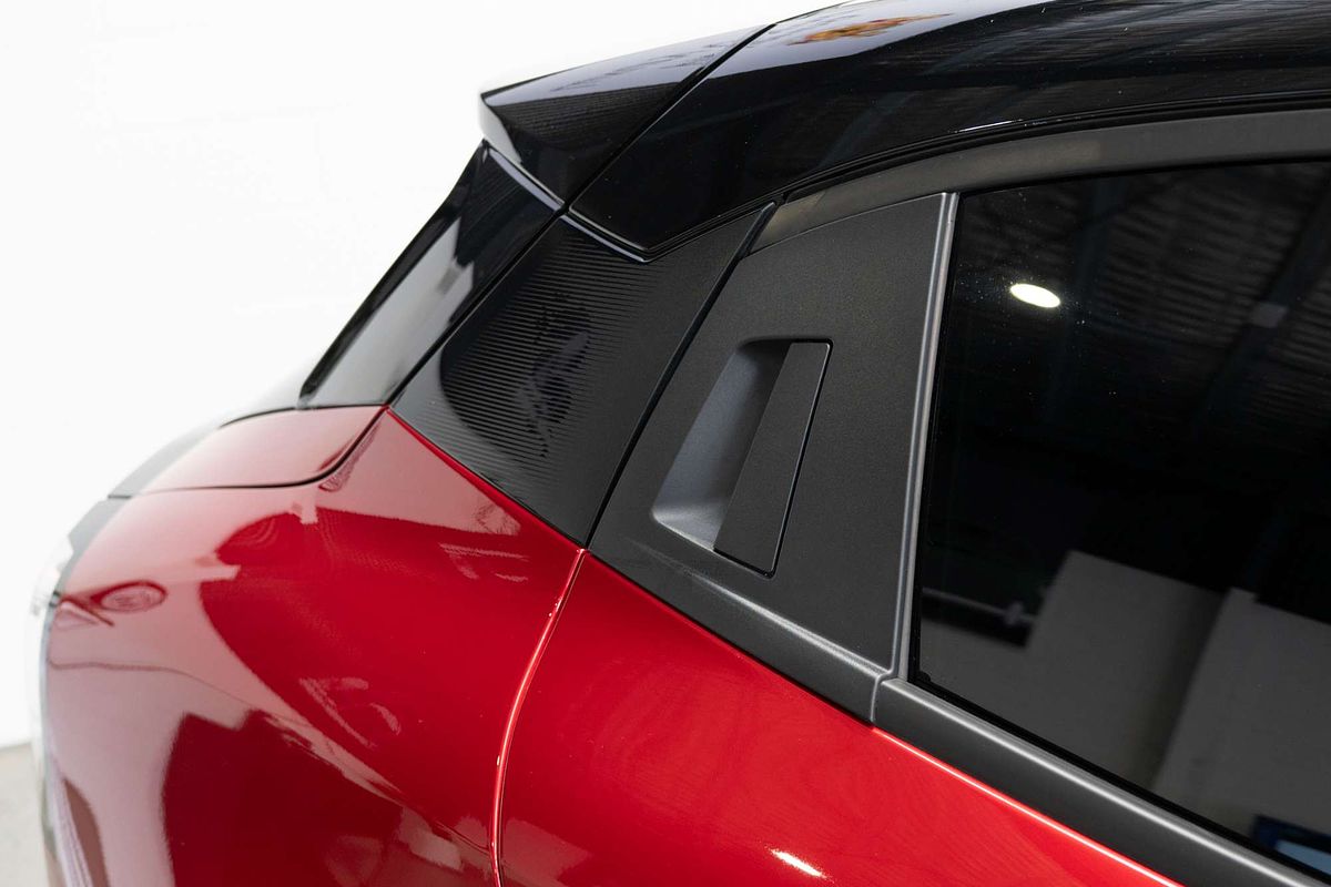 2025 Alfa Romeo JUNIOR 83-627-E2E-0