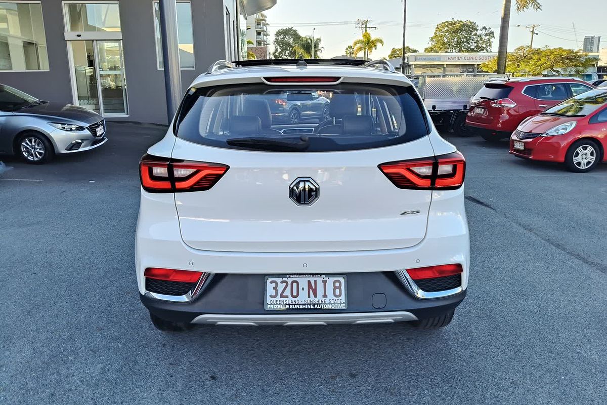 2018 MG ZS Essence AZS1