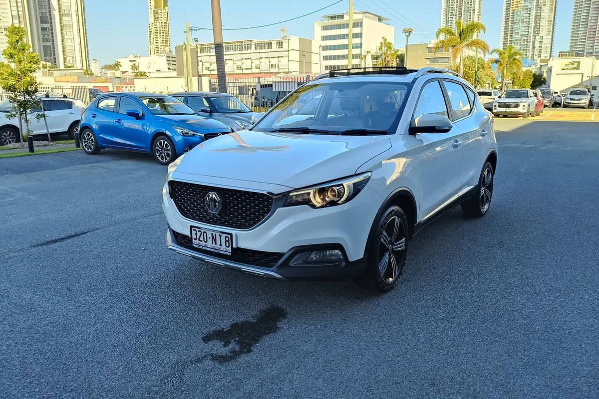 2018 MG ZS Essence AZS1