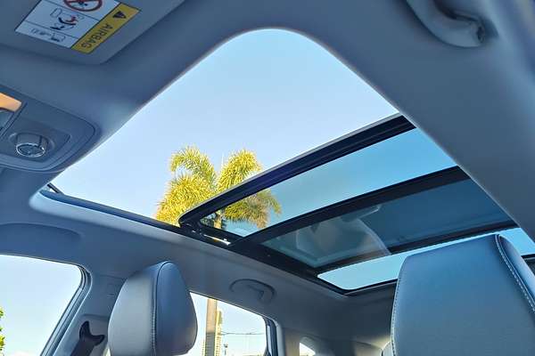 2018 MG ZS Essence AZS1