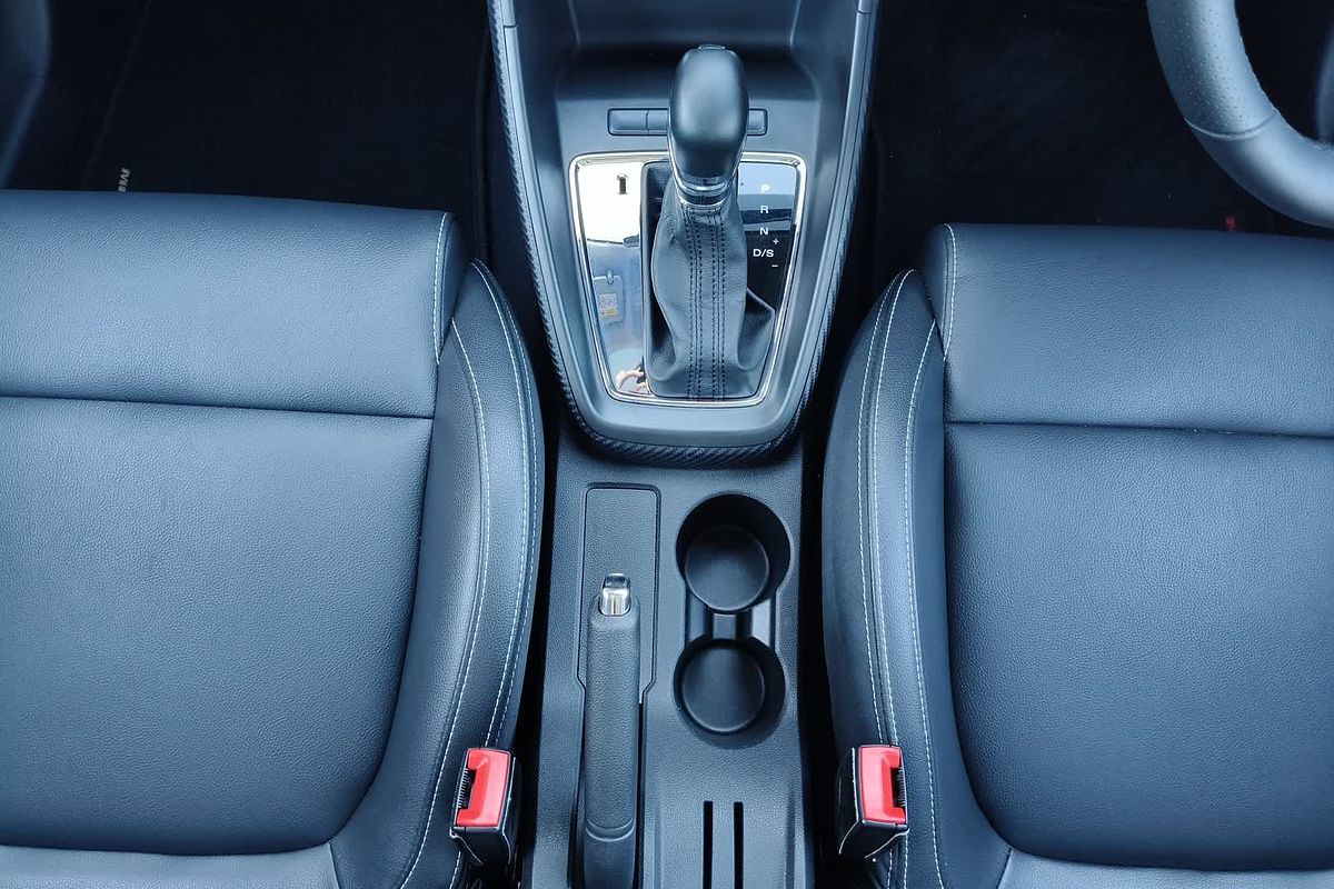 2018 MG ZS Essence AZS1