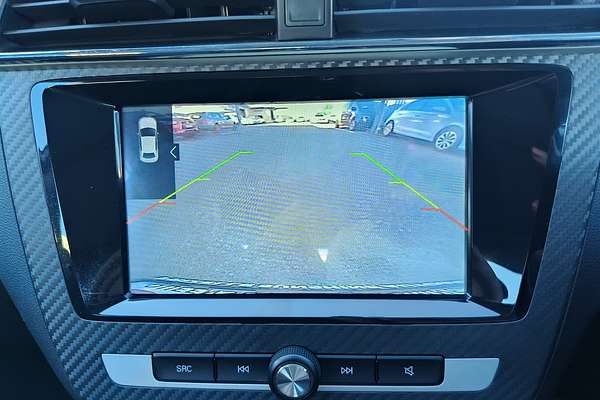 2018 MG ZS Essence AZS1