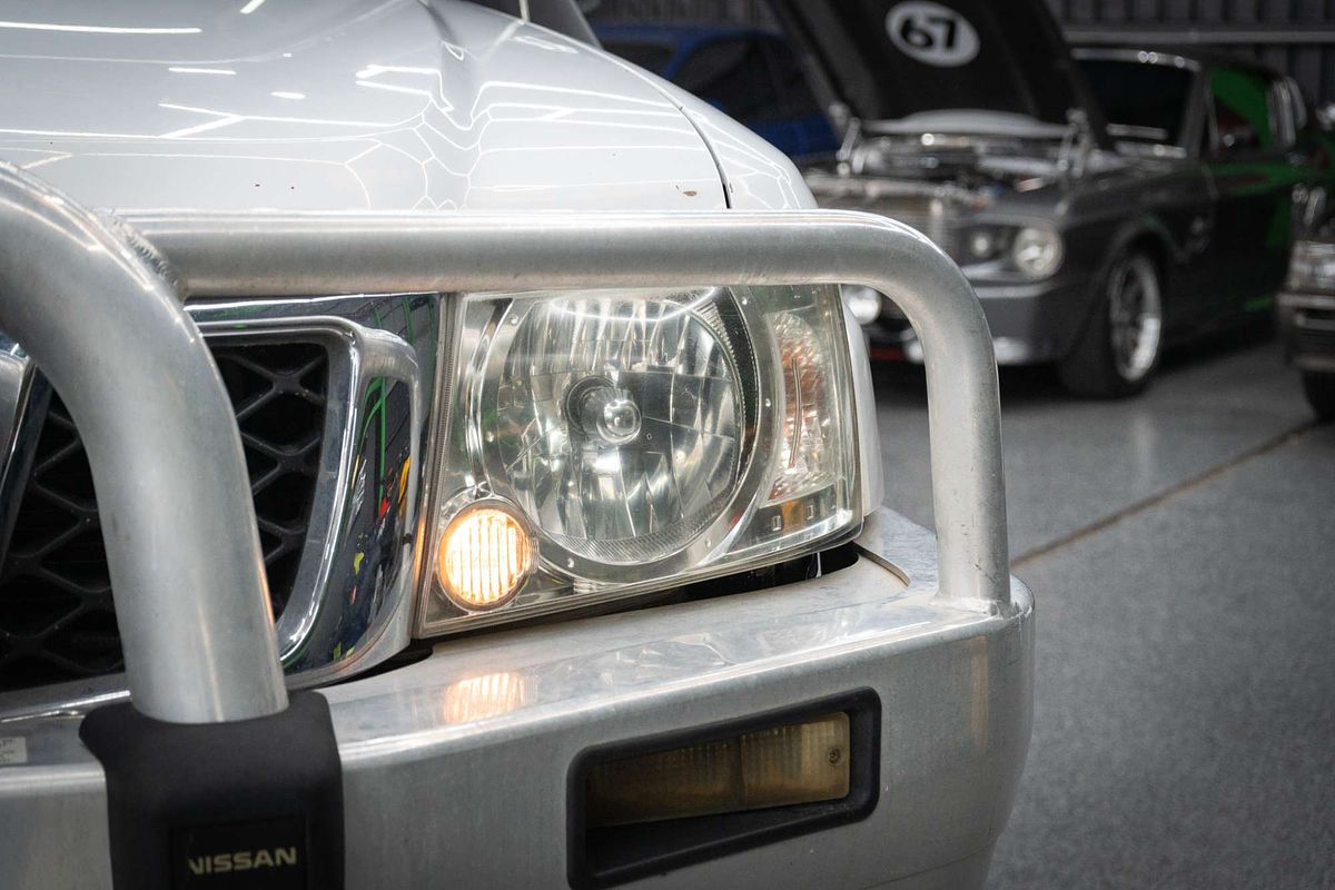 2010 Nissan Patrol ST GU 7