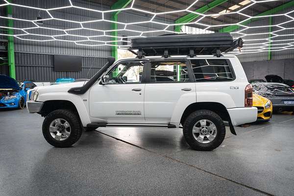 2010 Nissan Patrol ST GU 7