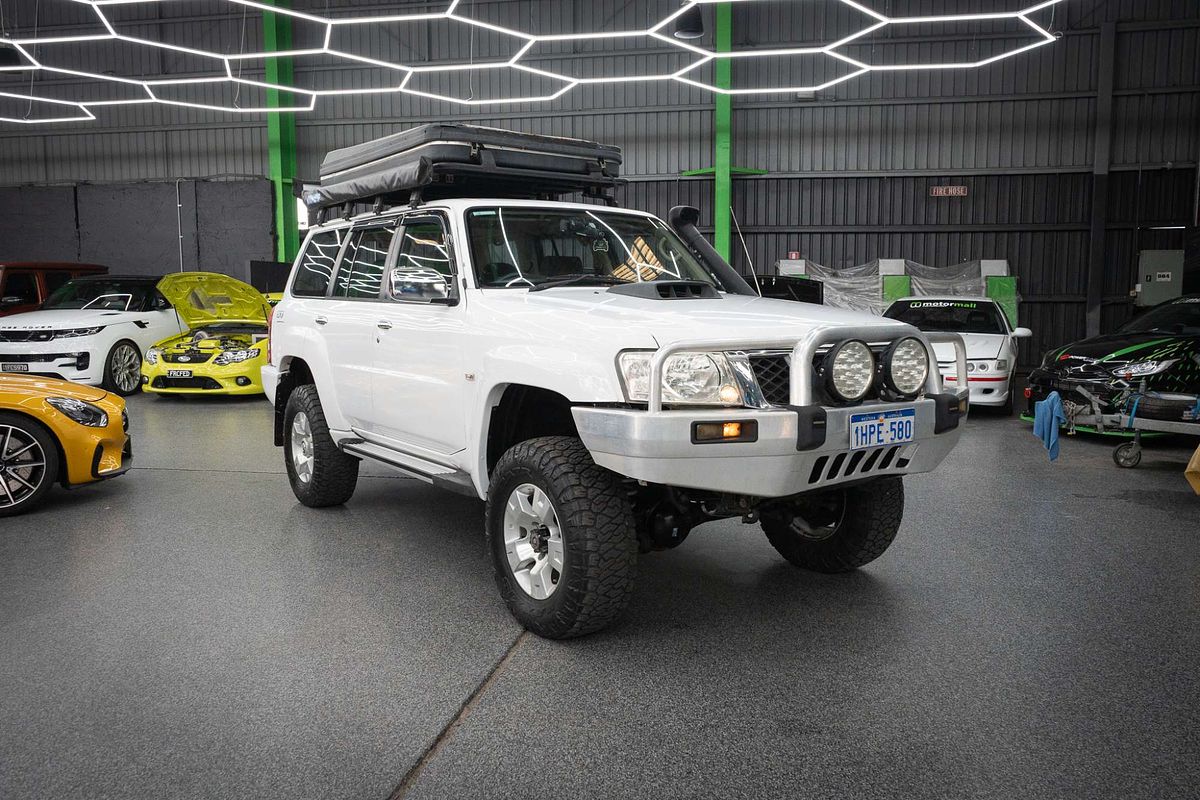 2010 Nissan Patrol ST GU 7