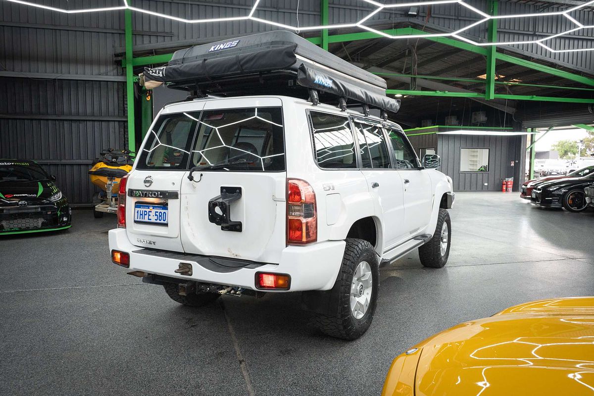 2010 Nissan Patrol ST GU 7