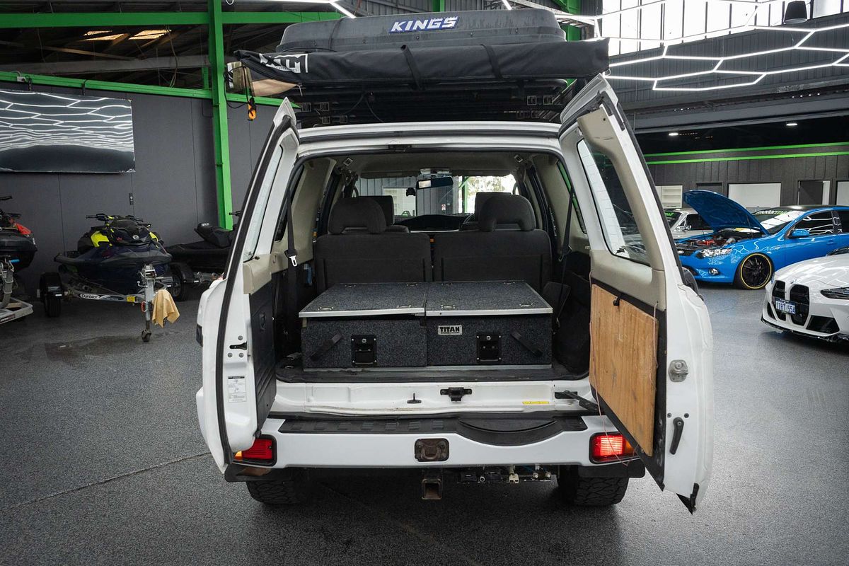 2010 Nissan Patrol ST GU 7