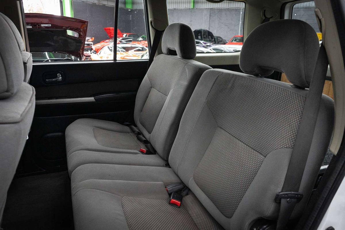 2010 Nissan Patrol ST GU 7