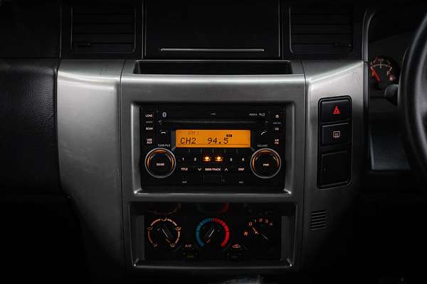 2010 Nissan Patrol ST GU 7