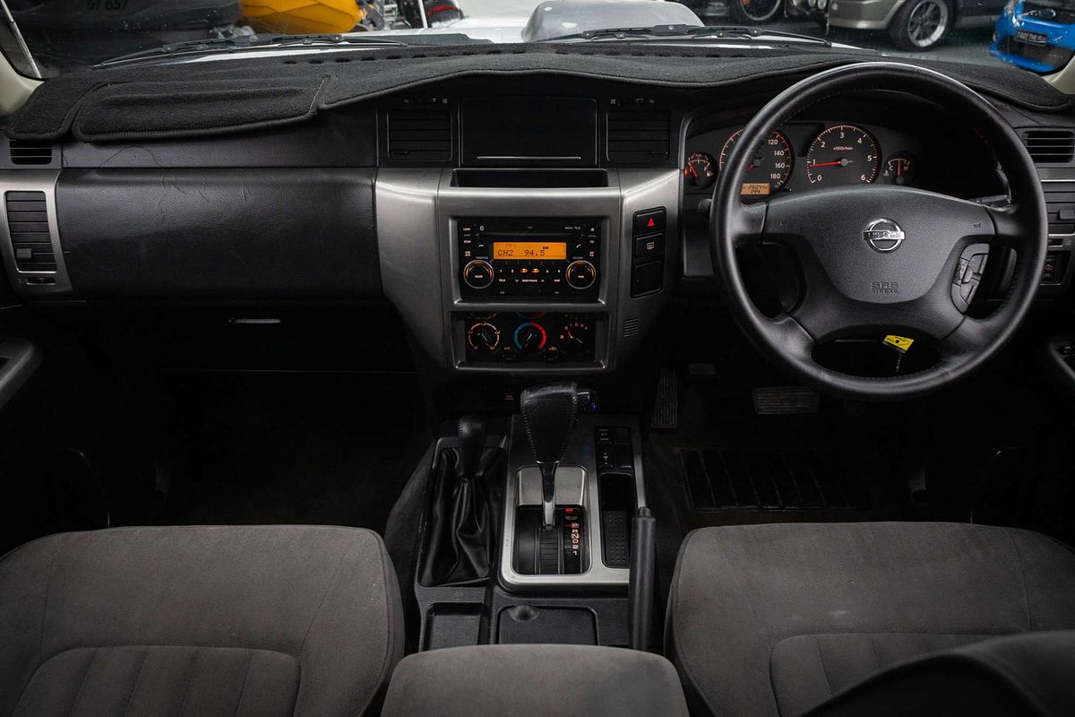 2010 Nissan Patrol ST GU 7