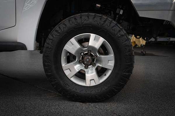 2010 Nissan Patrol ST GU 7