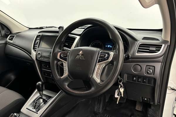 2020 Mitsubishi Triton GLX+ MR 4X4