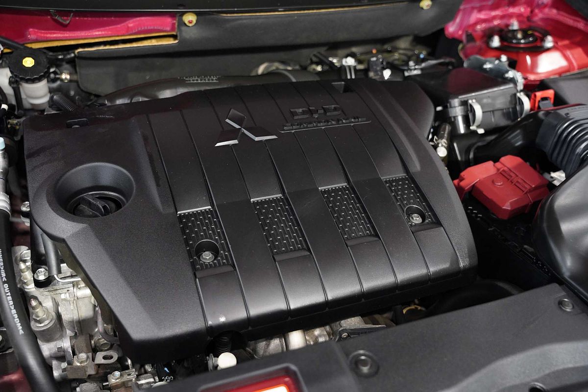 2021 Mitsubishi Outlander LS ZL