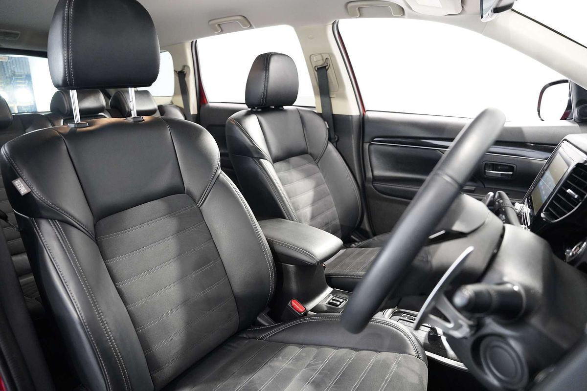 2021 Mitsubishi Outlander LS ZL