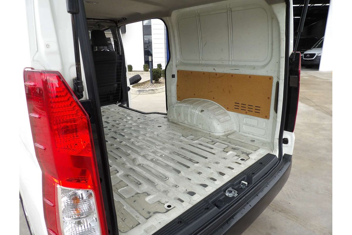 2021 Toyota Hiace  GDH300R LWB