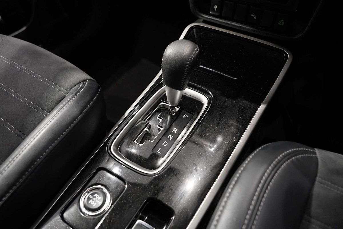 2021 Mitsubishi Outlander LS ZL