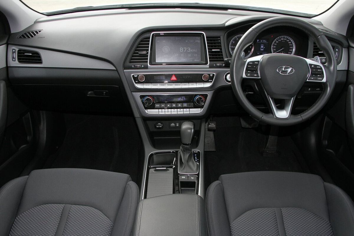 2018 Hyundai Sonata Active LF4