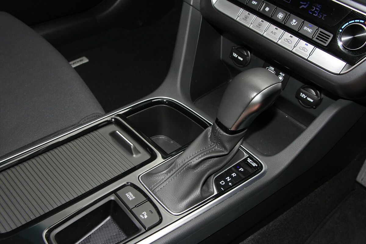 2018 Hyundai Sonata Active LF4