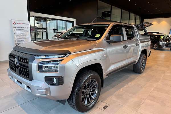 2024 Mitsubishi Triton GLX MV 4X4