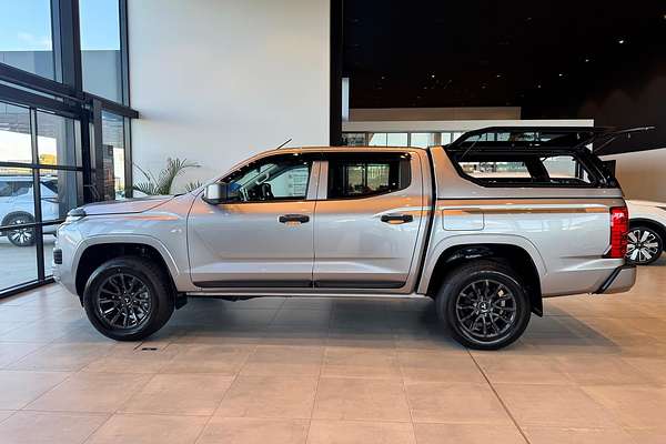 2024 Mitsubishi Triton GLX MV 4X4