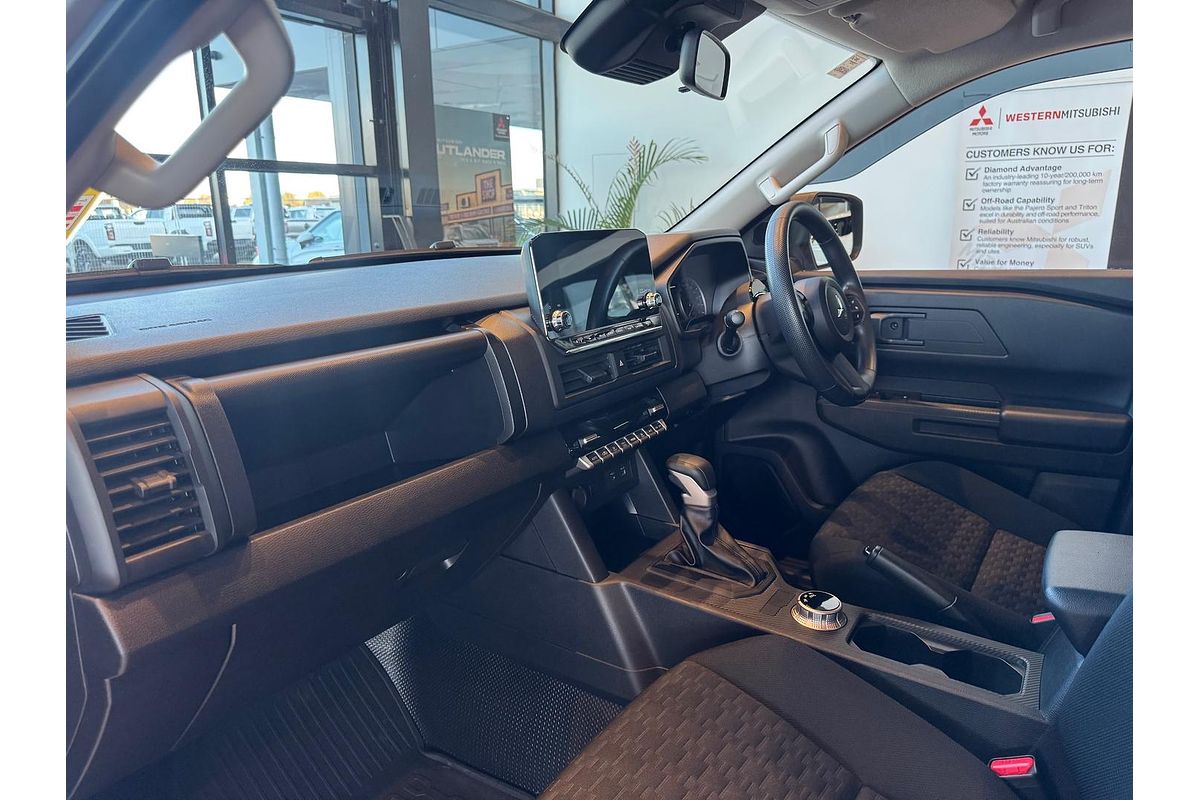 2024 Mitsubishi Triton GLX MV 4X4