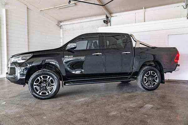 2022 Toyota Hilux SR5 GUN126R 4X4
