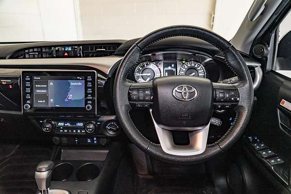 2022 Toyota Hilux SR5 GUN126R 4X4