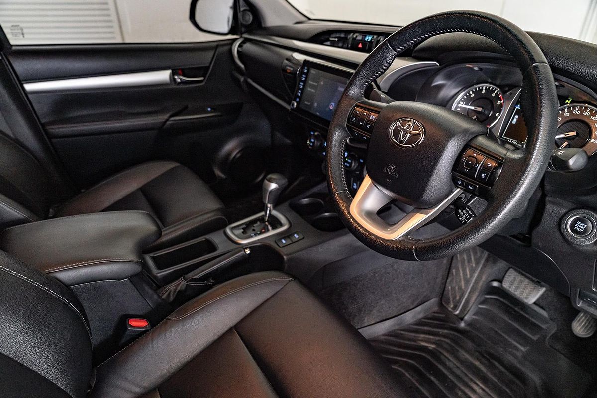 2022 Toyota Hilux SR5 GUN126R 4X4