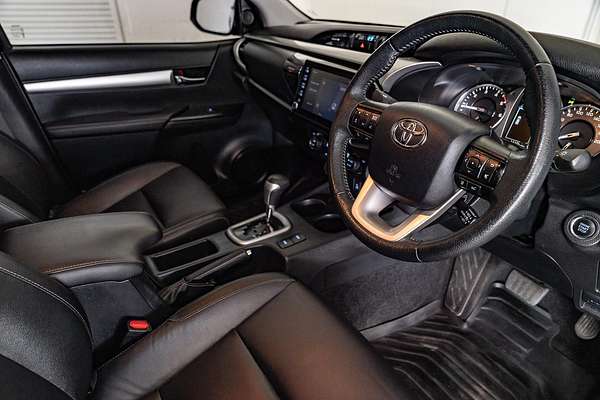 2022 Toyota Hilux SR5 GUN126R 4X4
