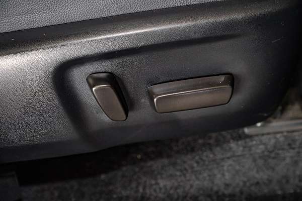 2022 Toyota Hilux SR5 GUN126R 4X4