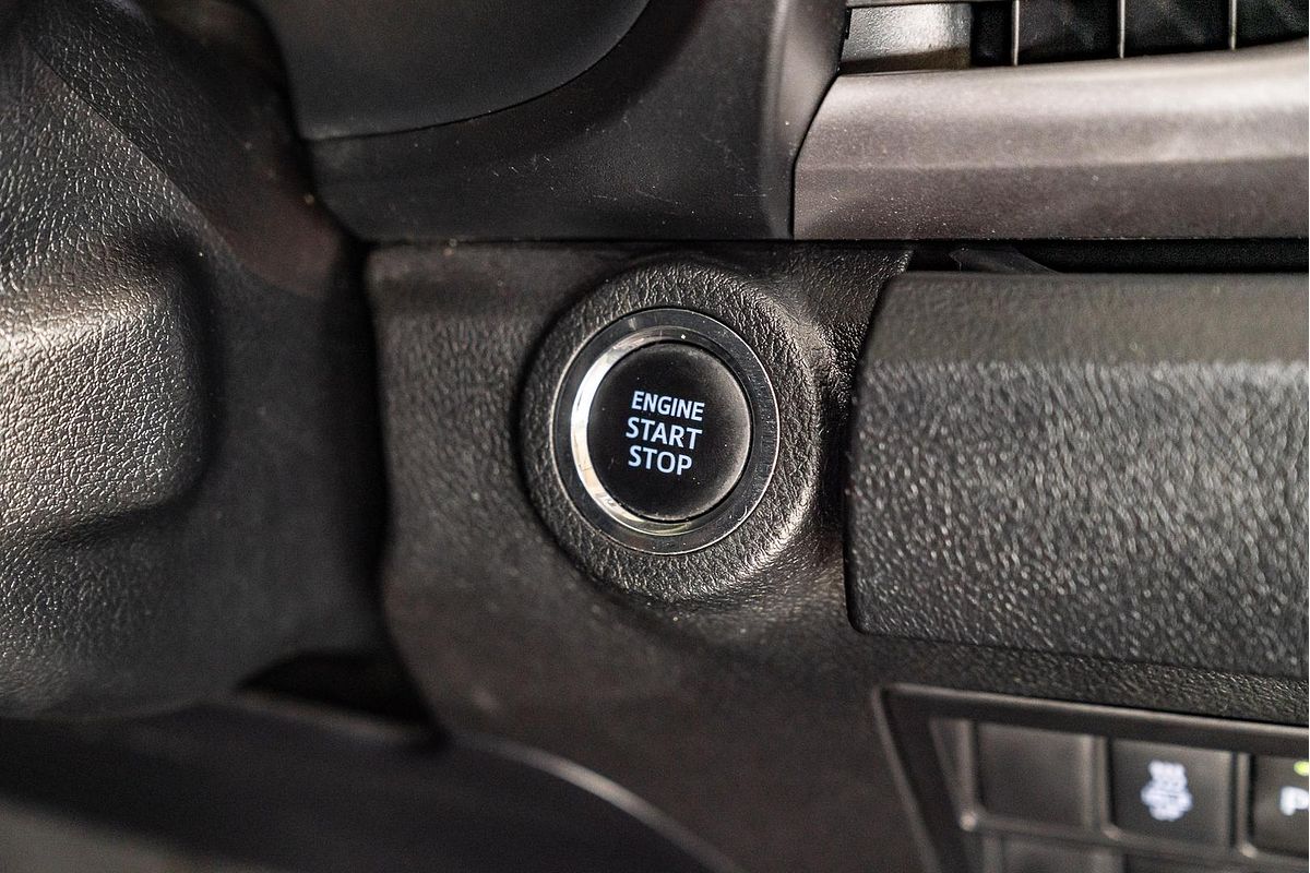 2022 Toyota Hilux SR5 GUN126R 4X4
