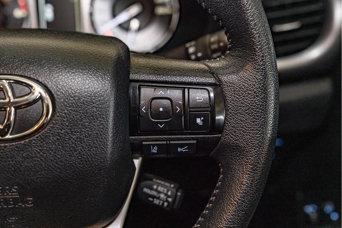 2022 Toyota Hilux SR5 GUN126R 4X4