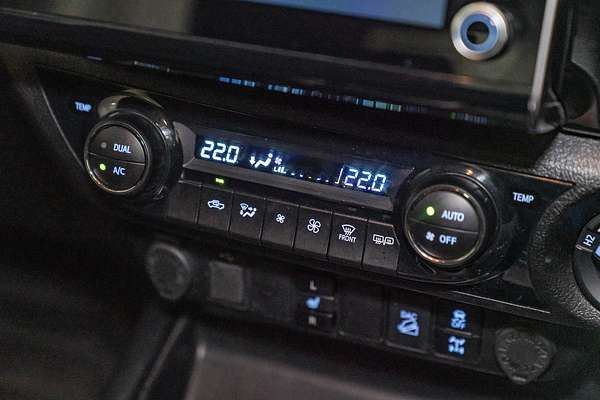 2022 Toyota Hilux SR5 GUN126R 4X4