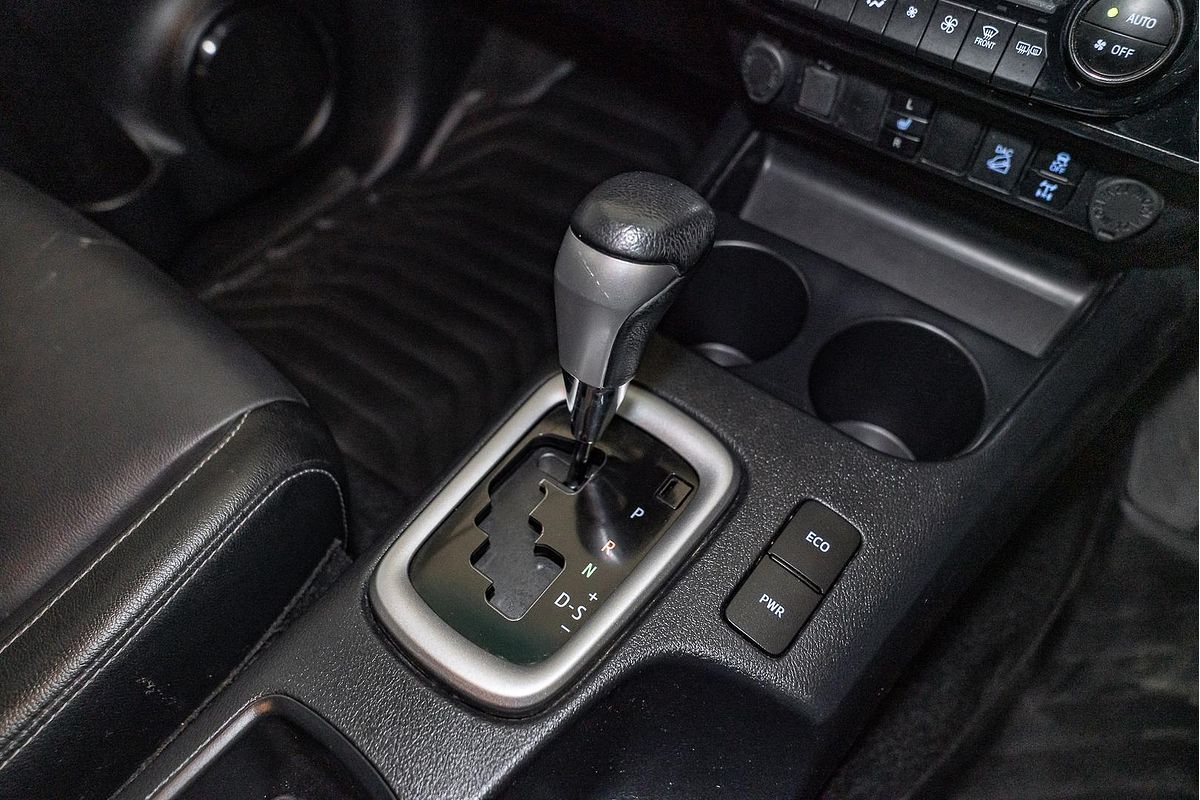 2022 Toyota Hilux SR5 GUN126R 4X4