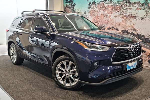 2022 Toyota Kluger Grande GSU75R
