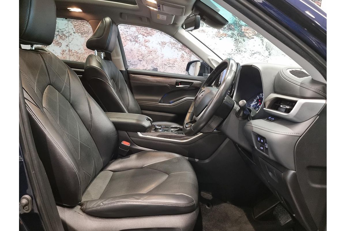 2022 Toyota Kluger Grande GSU75R