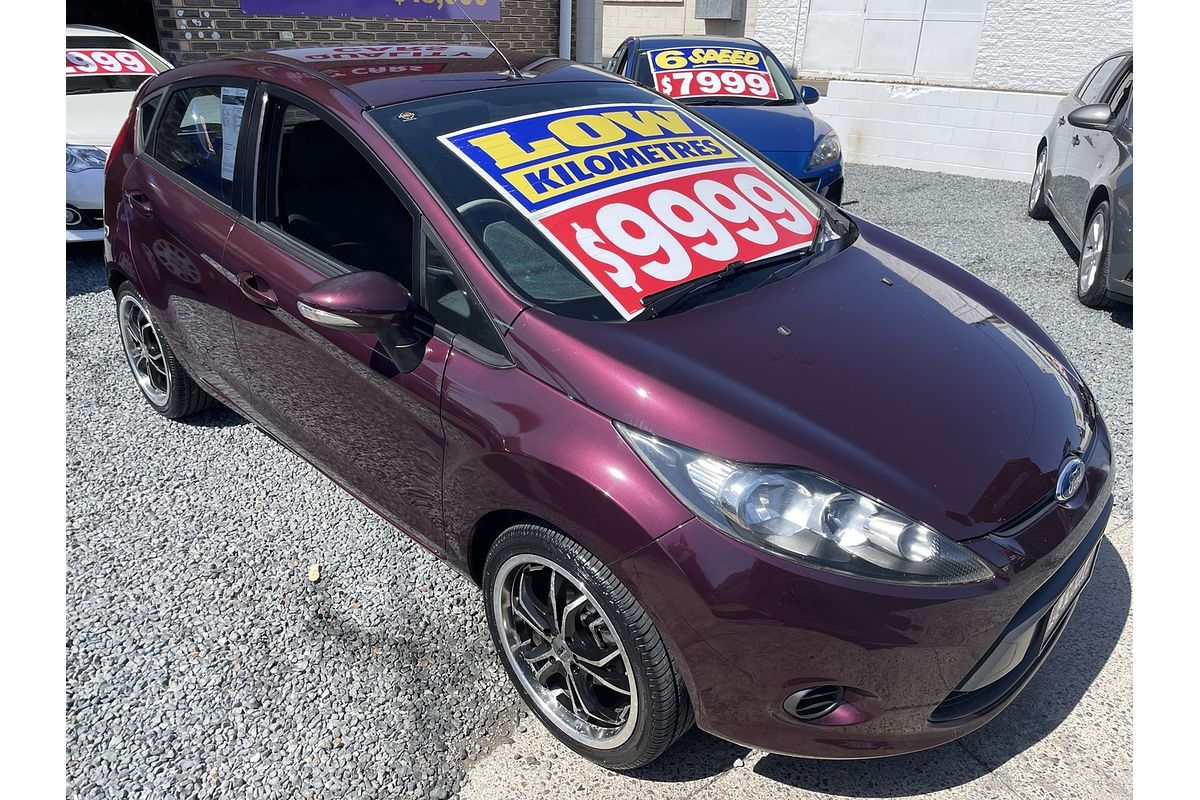 2011 Ford Fiesta CL WT