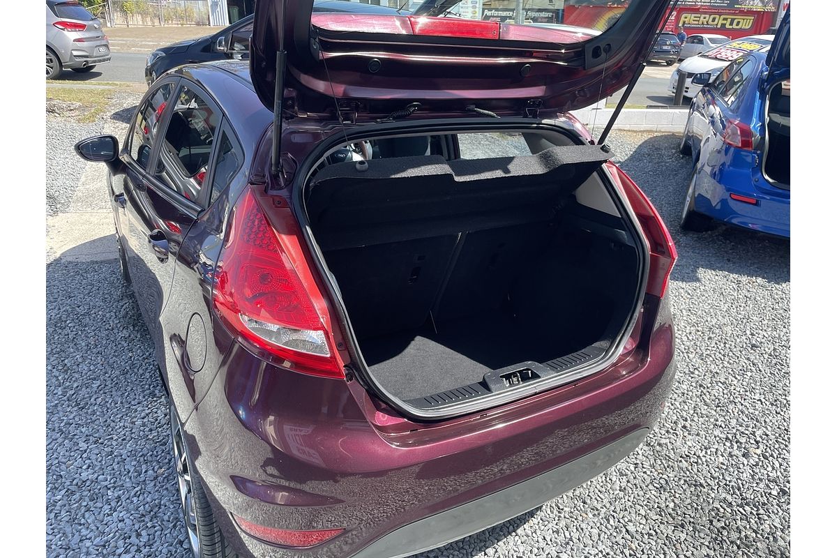 2011 Ford Fiesta CL WT