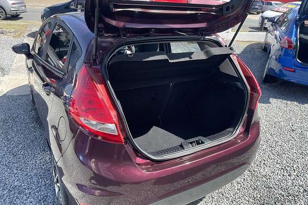 2011 Ford Fiesta CL WT