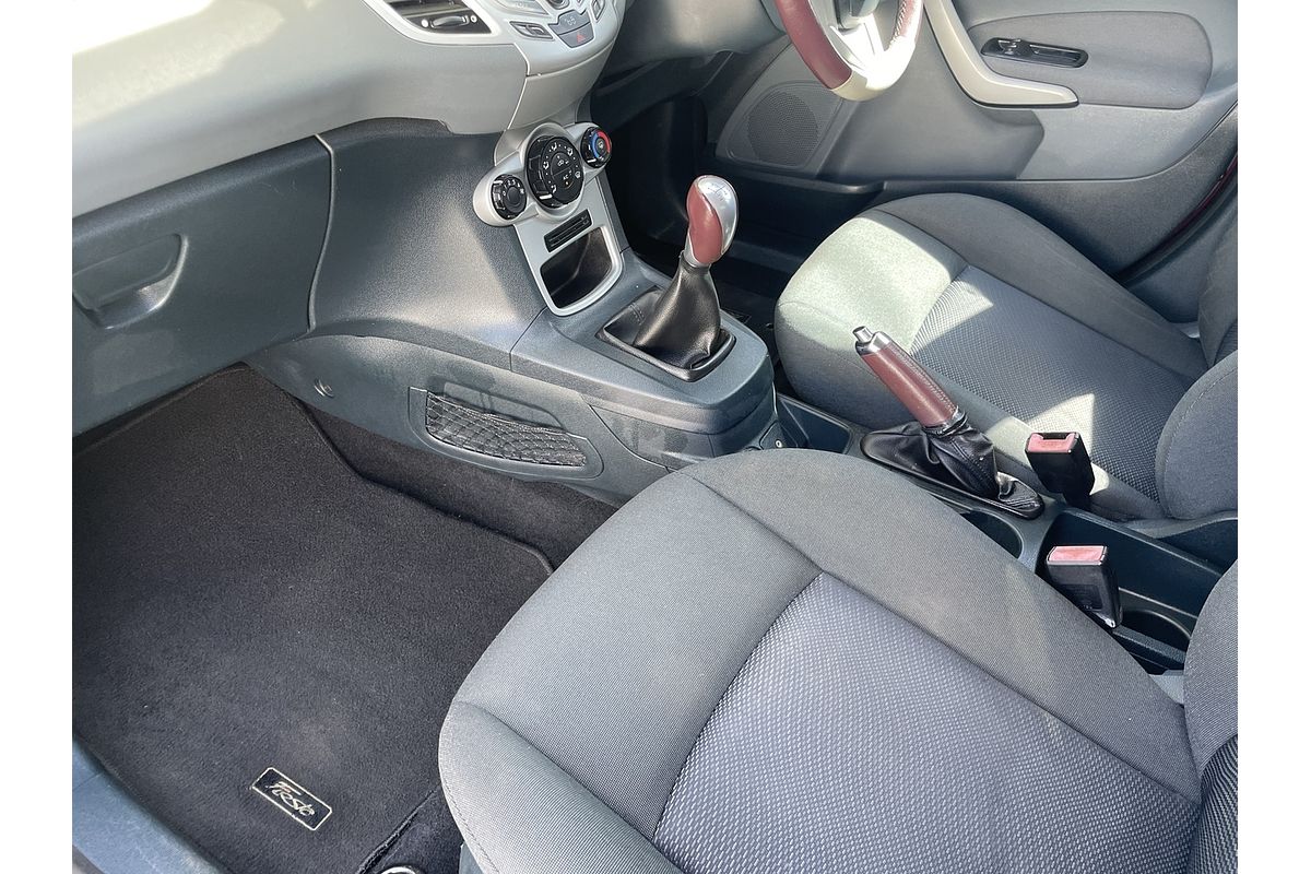 2011 Ford Fiesta CL WT